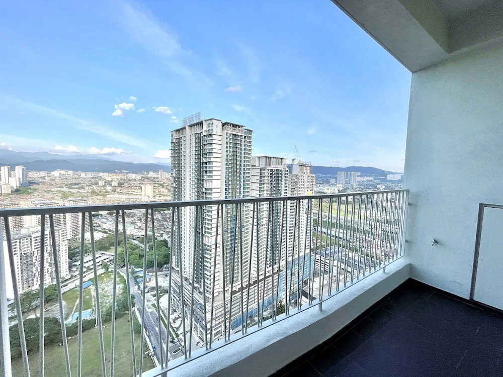 UNA Serviced Apartment by MOKA