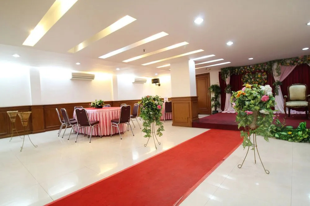 雅加达艾里塔曼塞里曼加彼赛尔德拉潘7号酒店(Airy Taman Sari Mangga Besar Delapan 7 Jakarta)