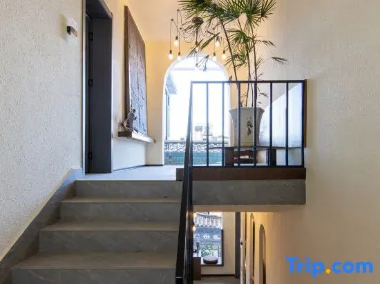 Weishi · Air Qieman Xiangmo Homestay (Dali Ancient City South Gate)