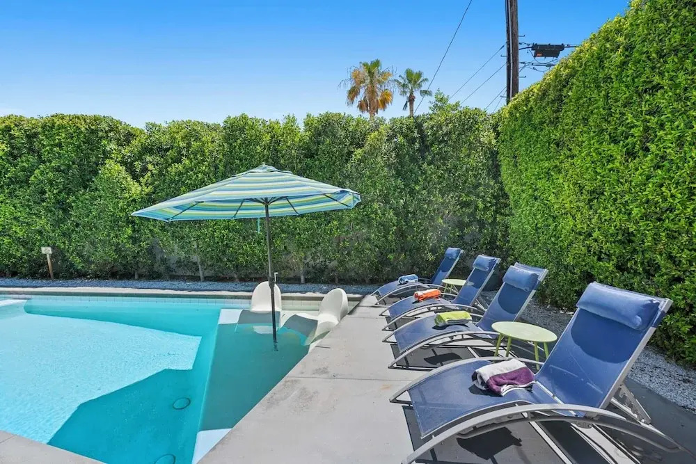 Modern Heart Oasis With Pool!