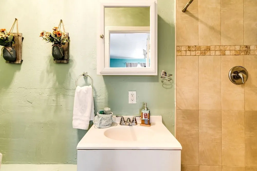 Studio Townhouse 2 blocks from Beach
