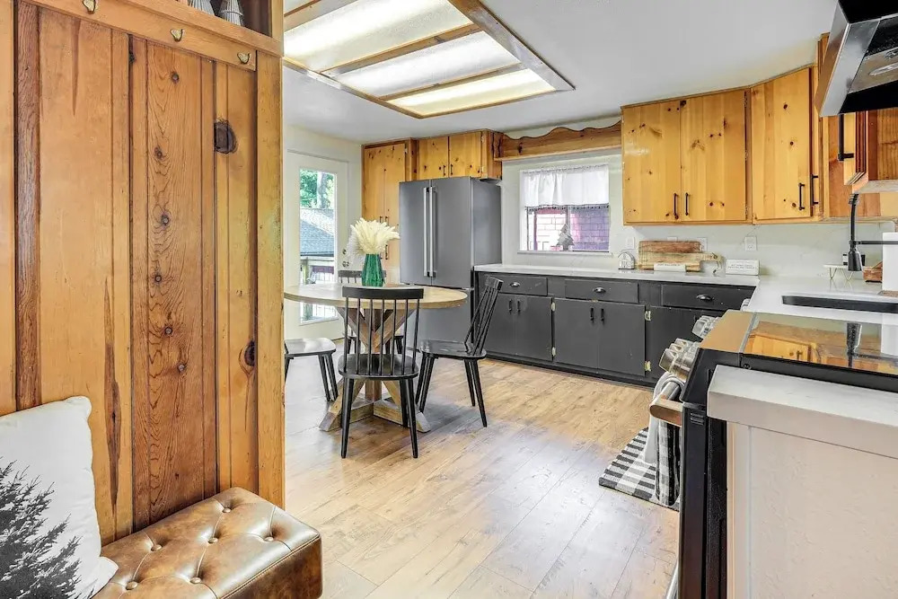 Hike, Ski & Fish: Charming Cabin in Twain Harte!