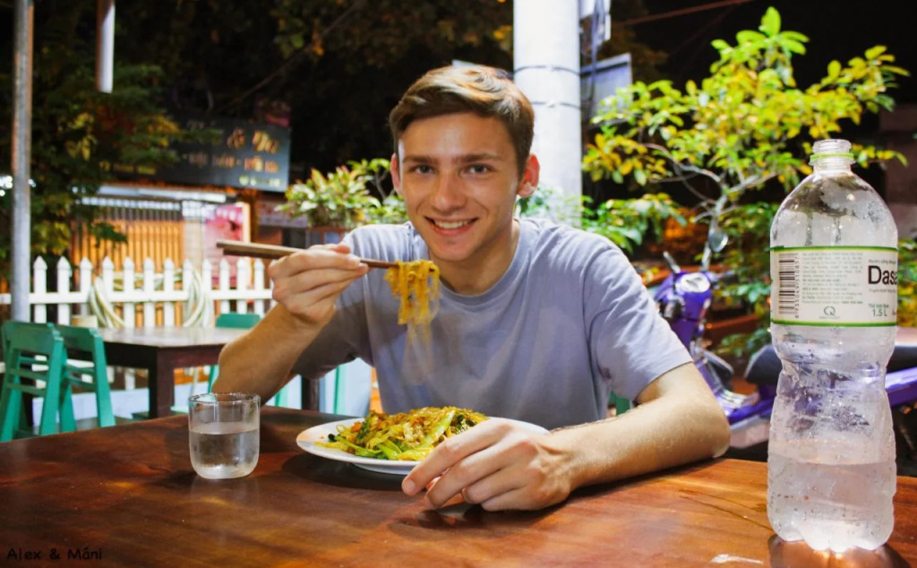 Bong Hostel Ha Giang loop