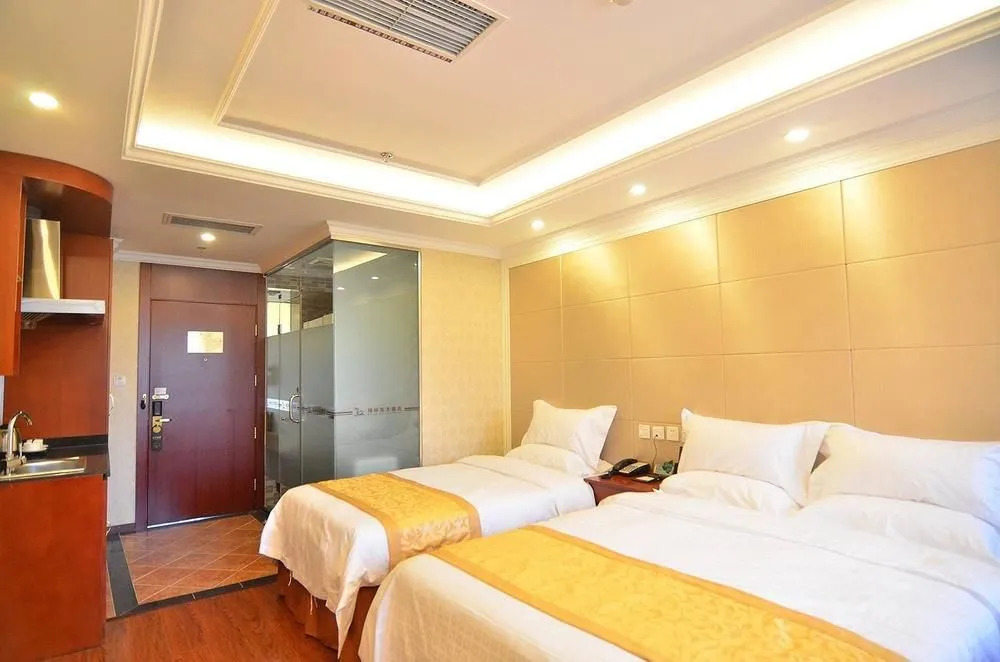 Daina Hotel