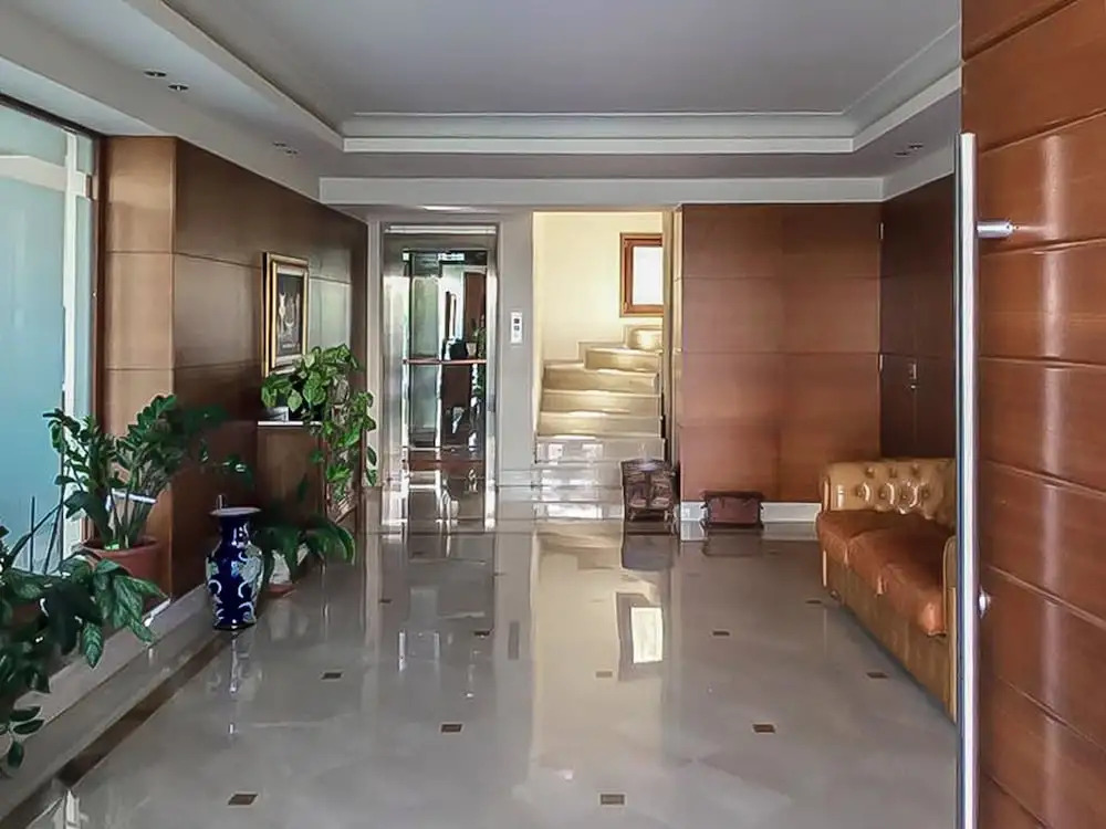 Luxury Apartment in Voula with Pool