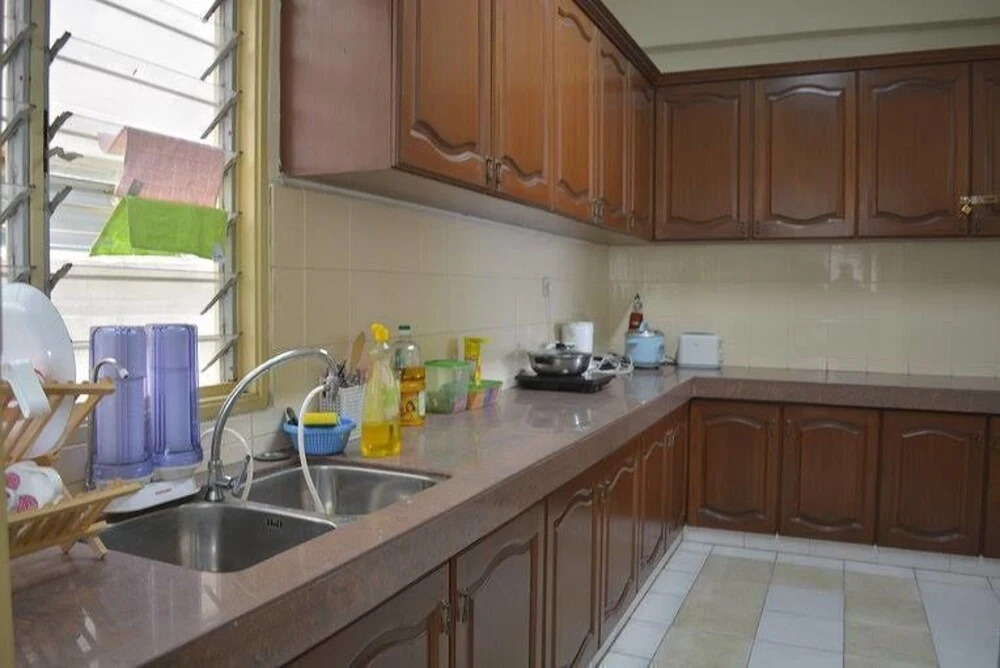 Senyum Homestay Bandar Menjalara