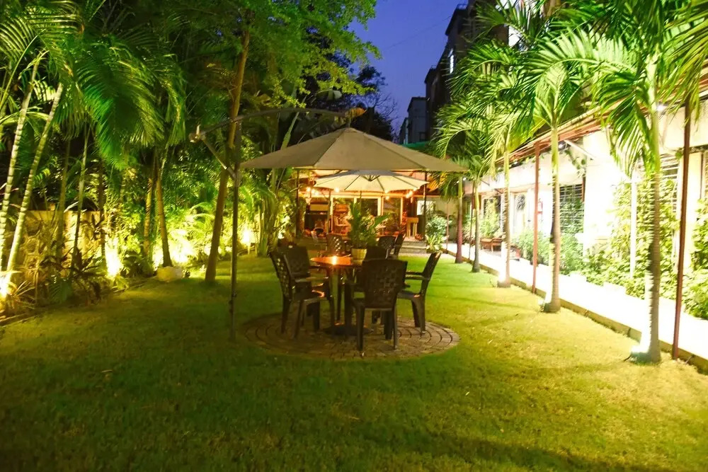 Royal Palms Luxury Rental Apartments
