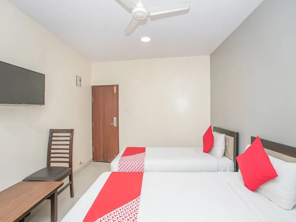 Hotel O French International