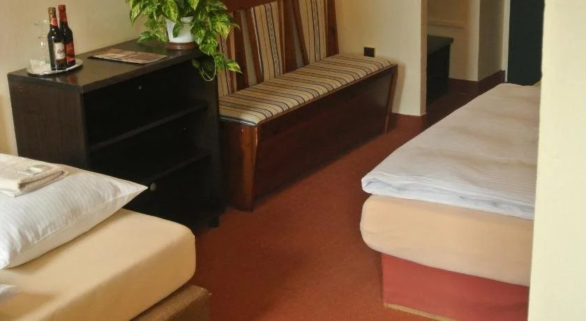 Hotel u Budvaru