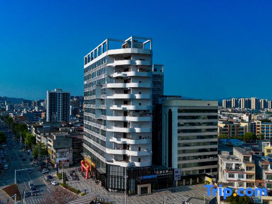 Haiyi International Hotel Huaiji