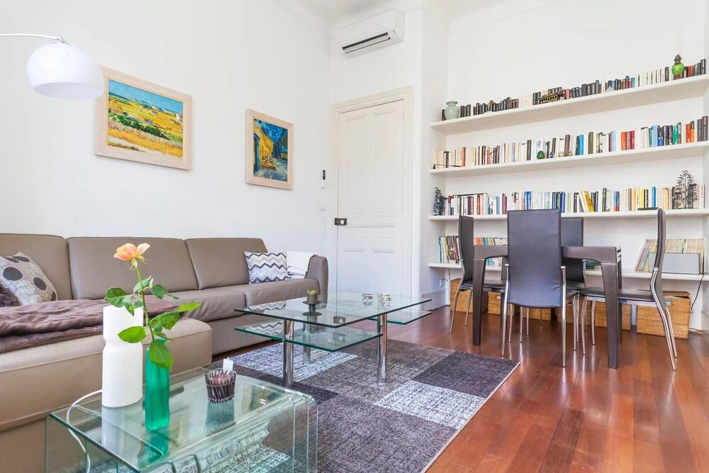 4 tassigny Apartment 2