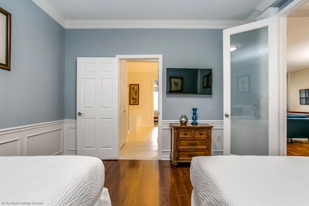 Freshly Remodeled Vista Cay Condo Near Disney!