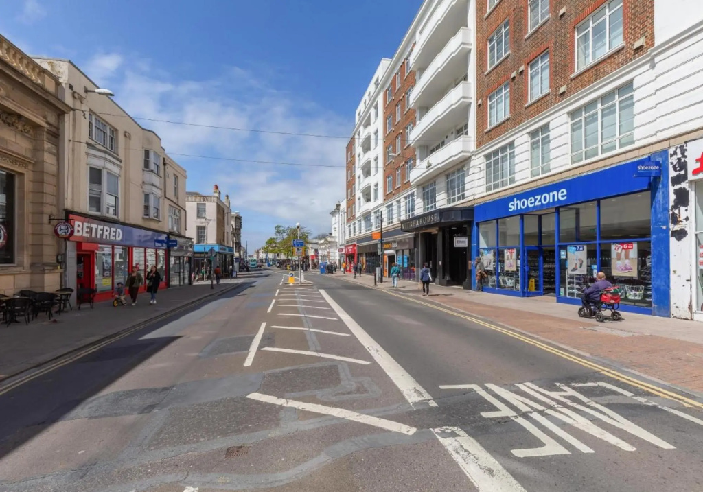 Right On : Bright On Apartment 1F - City Centre Luxury Apartments