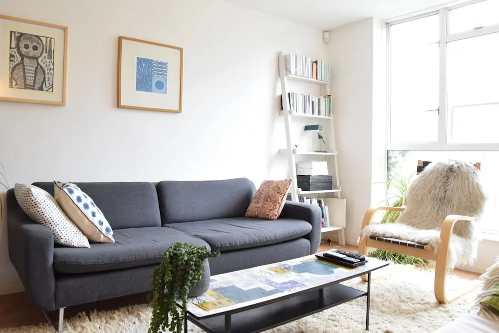 2 Bedroom Apartment in East London