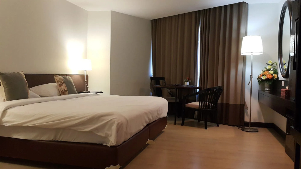 Royal Diamond Hotel