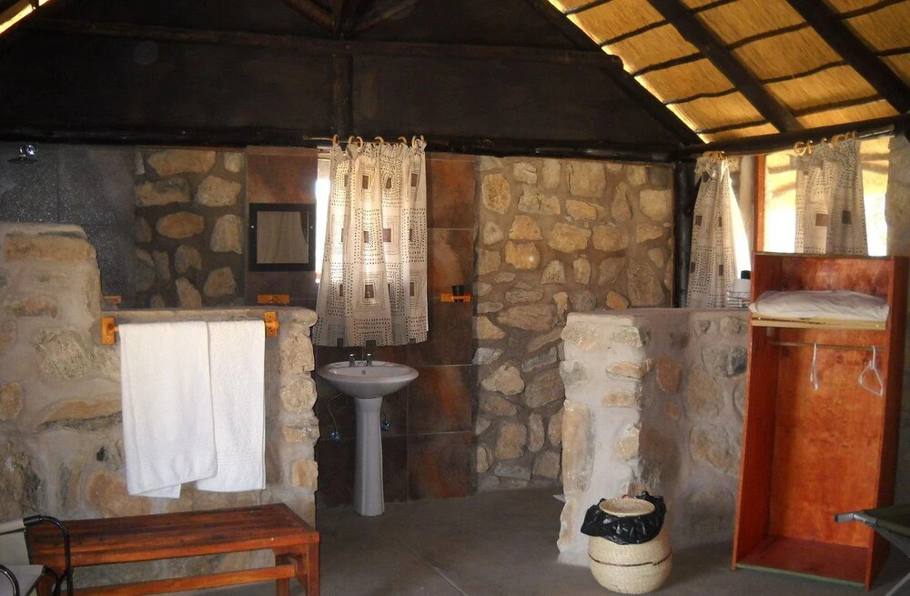 Kapika Waterfall Lodge