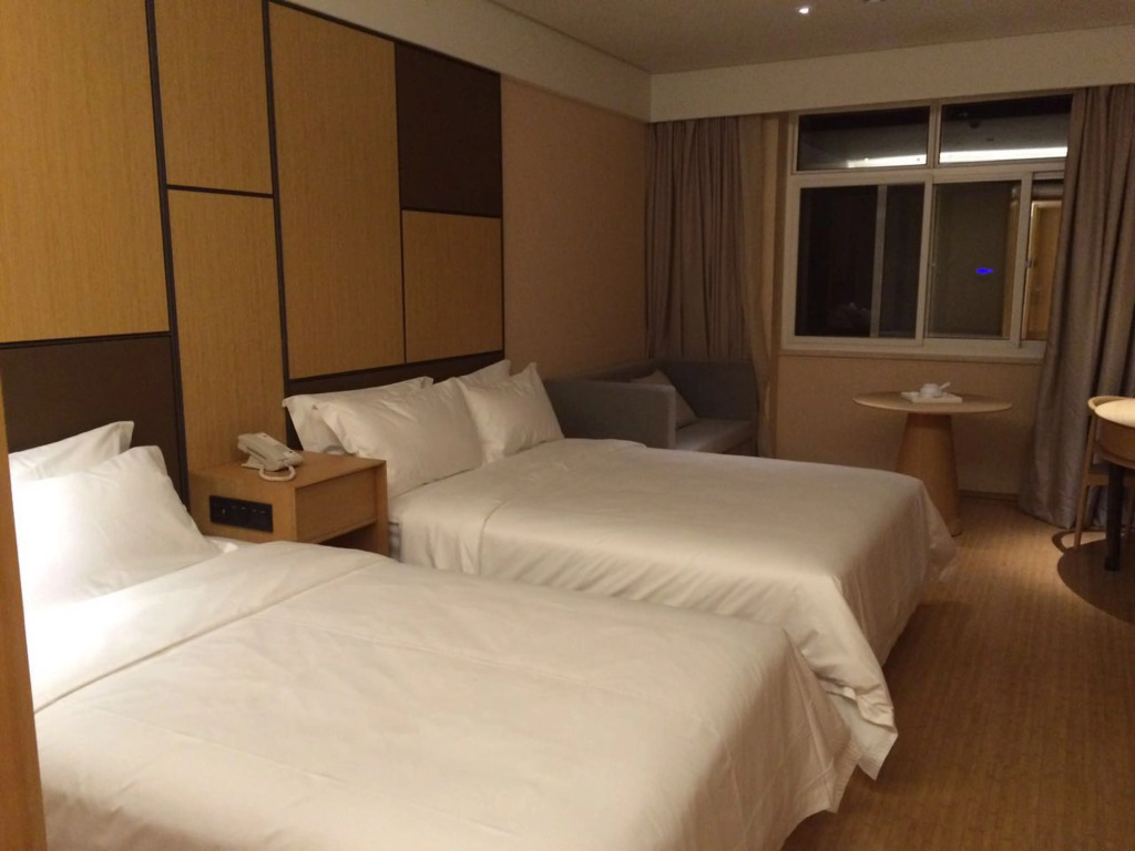 Ji Hotel (Xi'an Giant Wild Goose Pagoda East Xiaoz