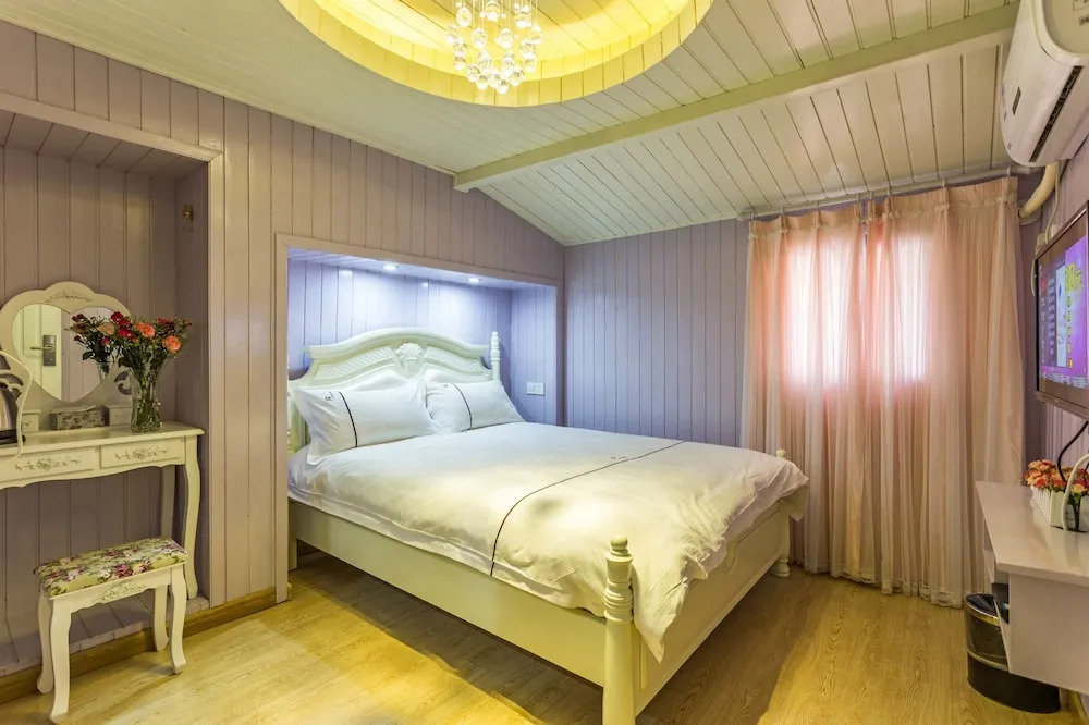 Wu Town Sijing Bieyuan Boutique Hostel