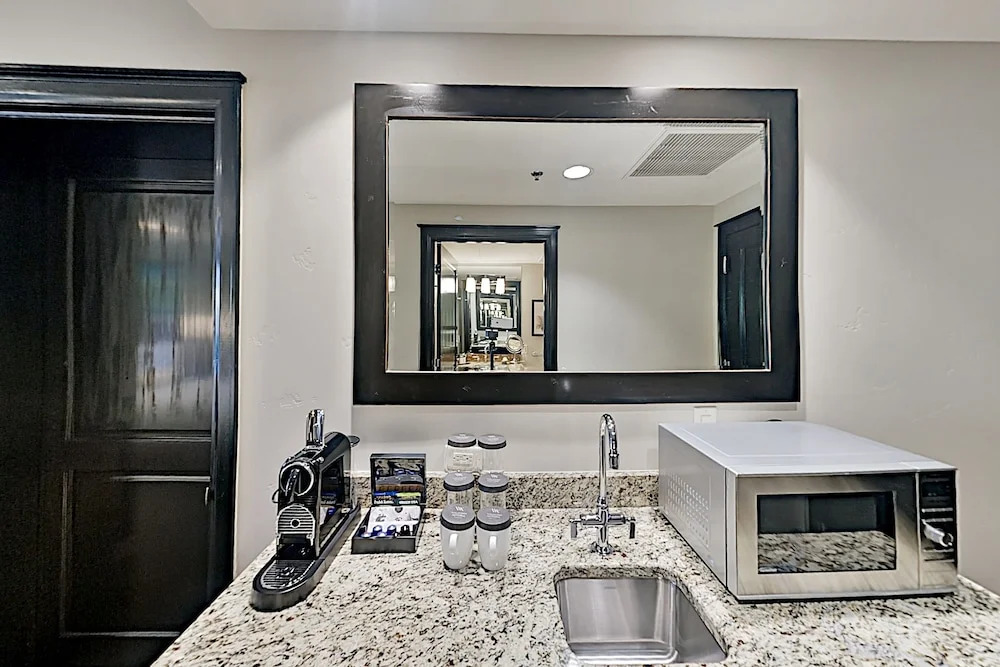 2100 Frostwood Drive Condo - 3 Br condo by RedAwning