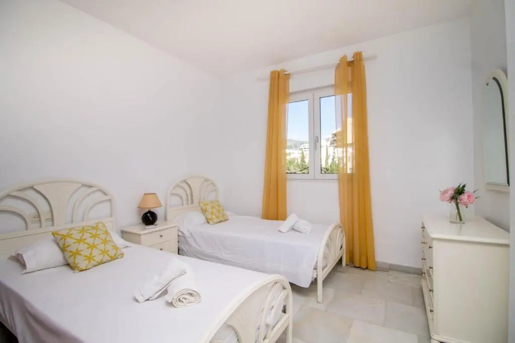 Erisa 31 by IVI Real Estate