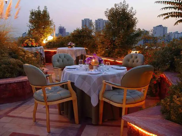 Melal Apartment Hotel