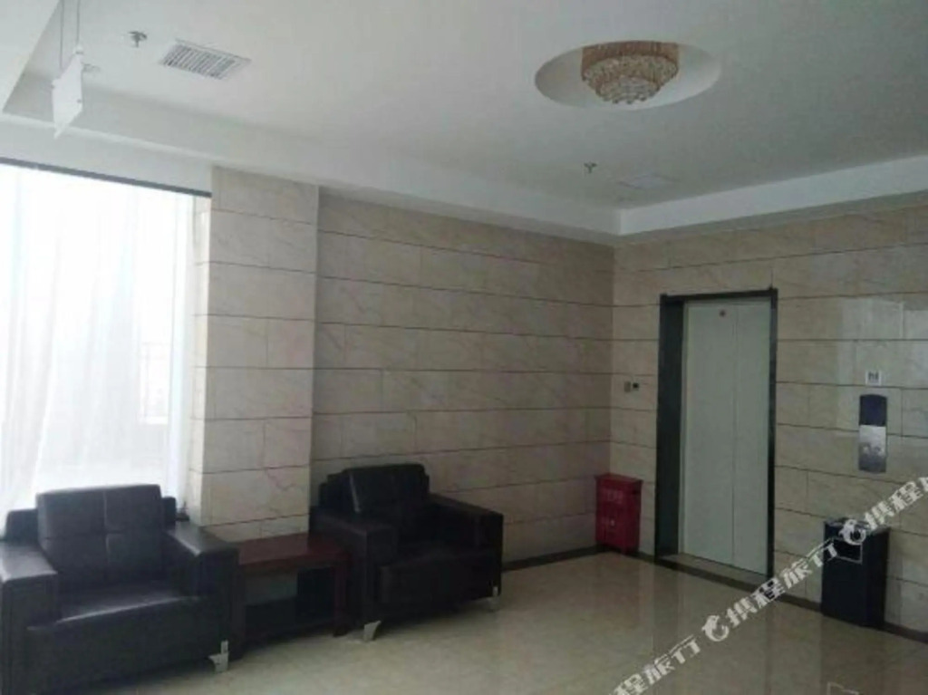 Super 8 Hotel Shungqiao store