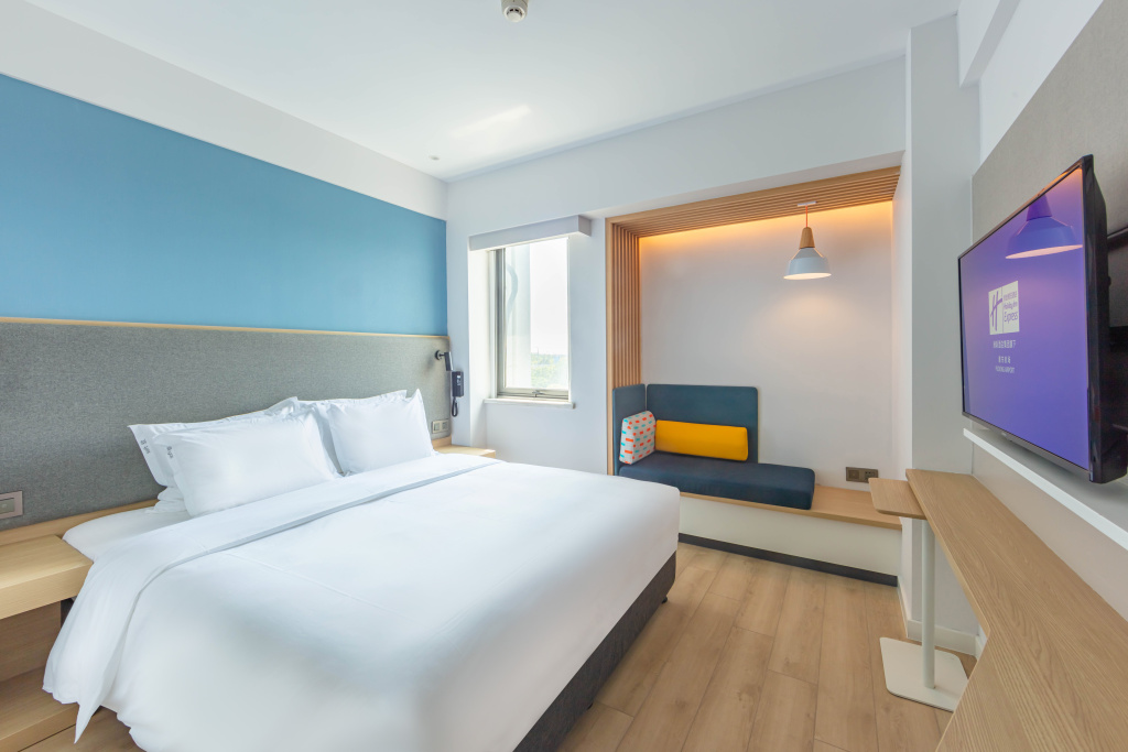 Holiday Inn Express Shanghai Pudong Airport by IHG