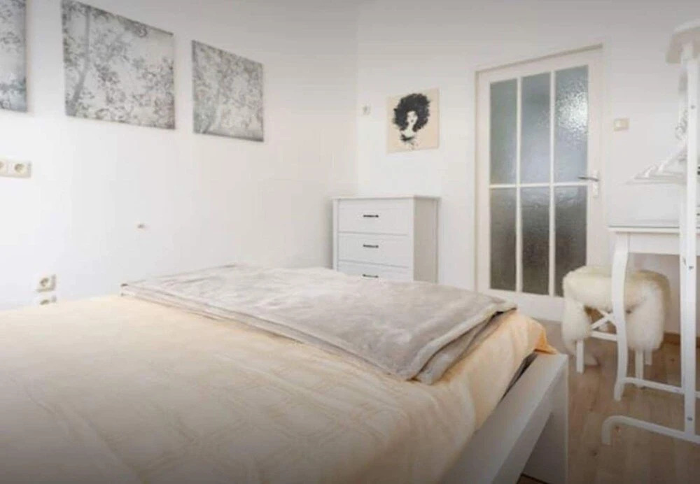 Pretty nice apartment near Hauptbahnhof