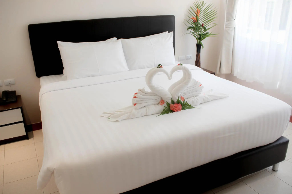 Royal Lee Resort & Spa
