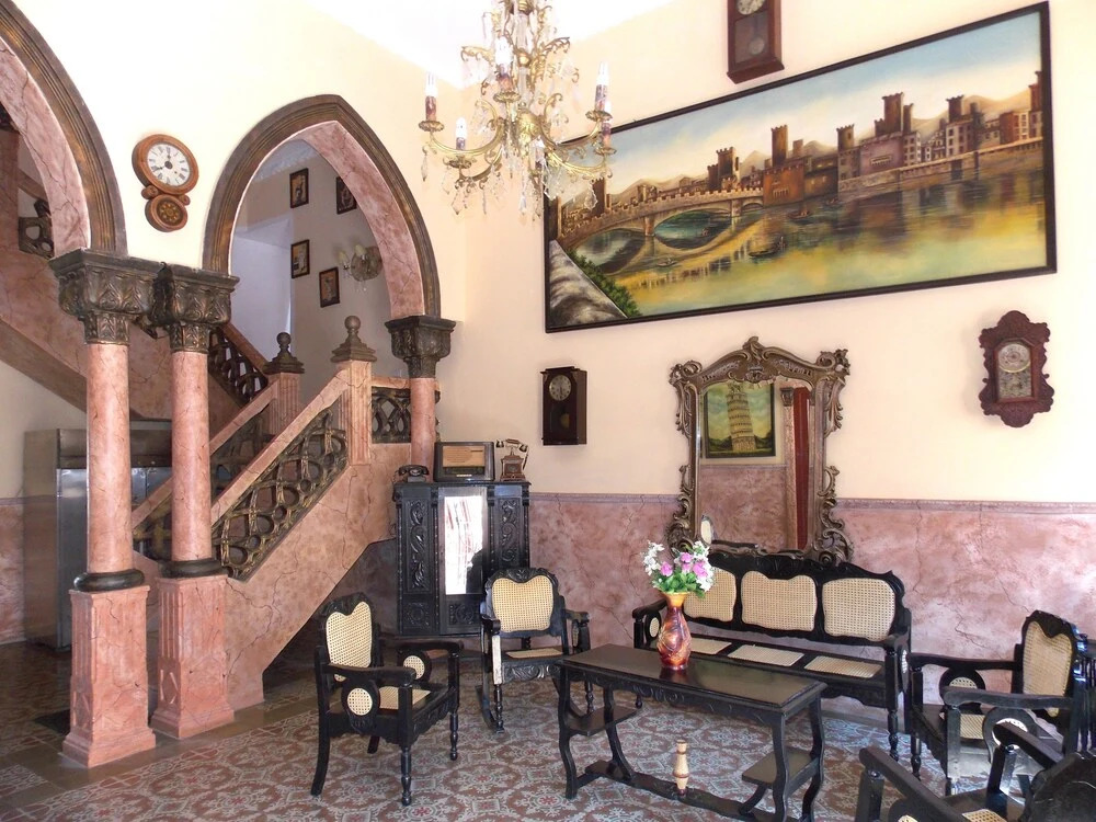 Hostal Italia