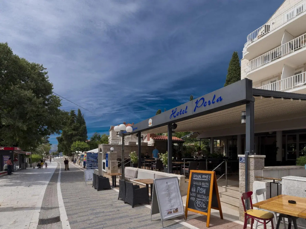 Hotel Perla