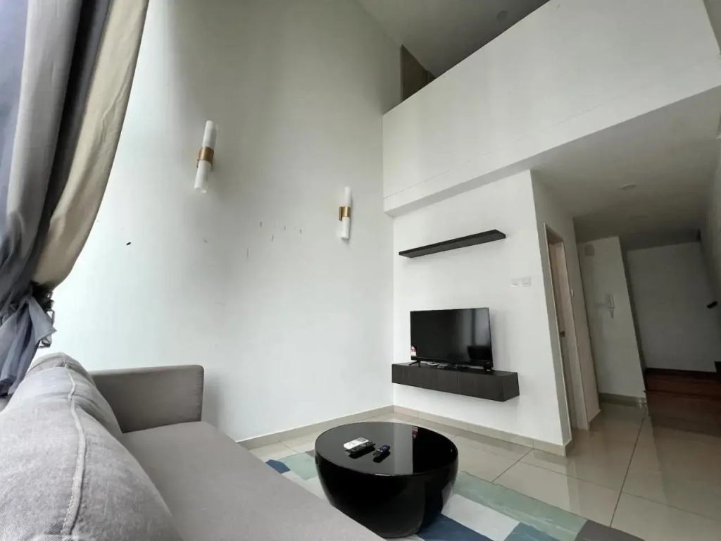 I-City I-Suite 2 Room Free Wifi BASRI PROPERTI