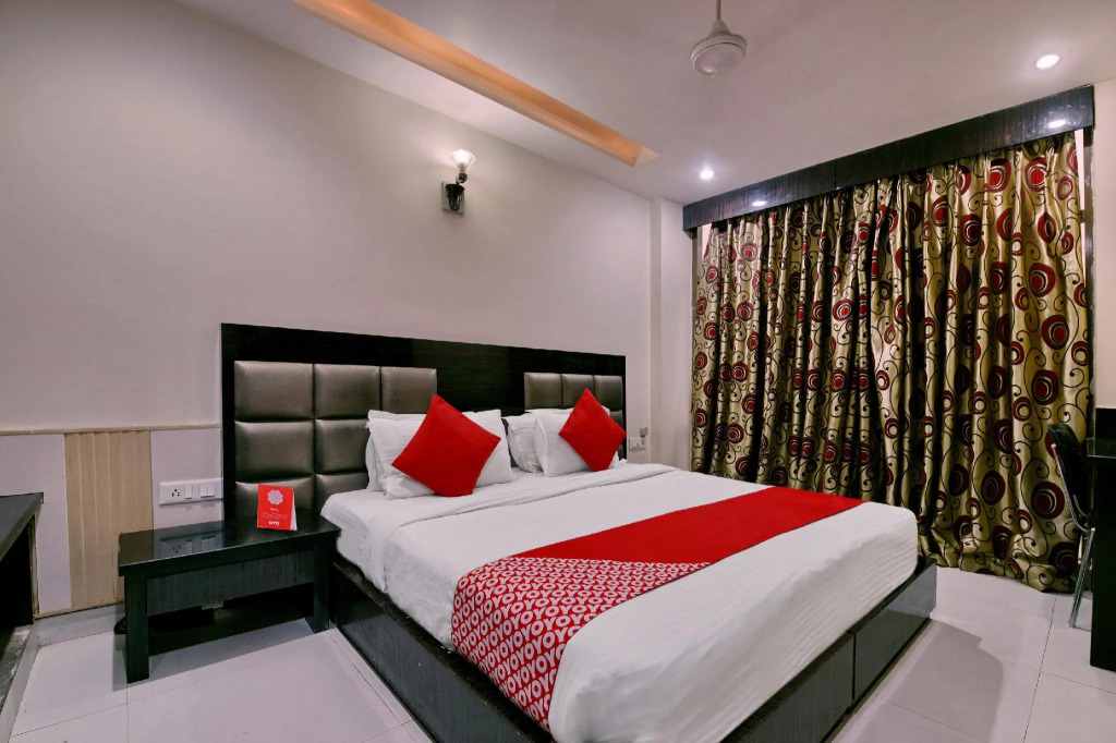 Via Lotus Palace