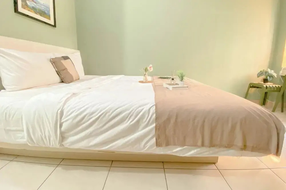 Cozy Stay Studio at 3rd Floor Springlake Summarecon Bekasi Apartment By Travelio