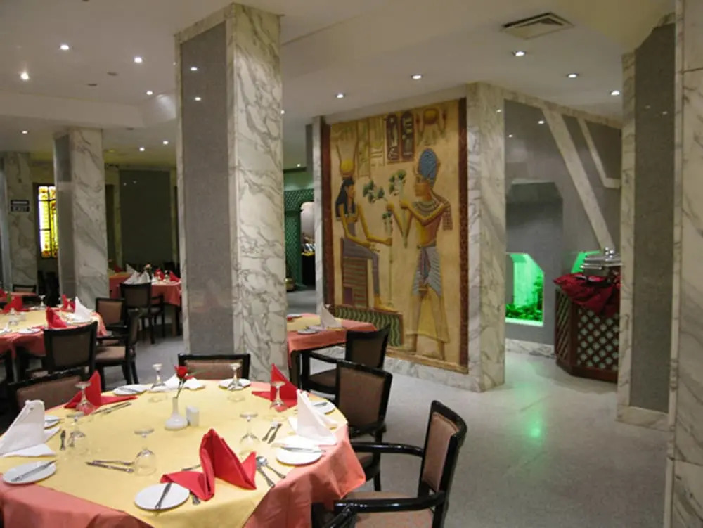 Philippe Luxor Hotel