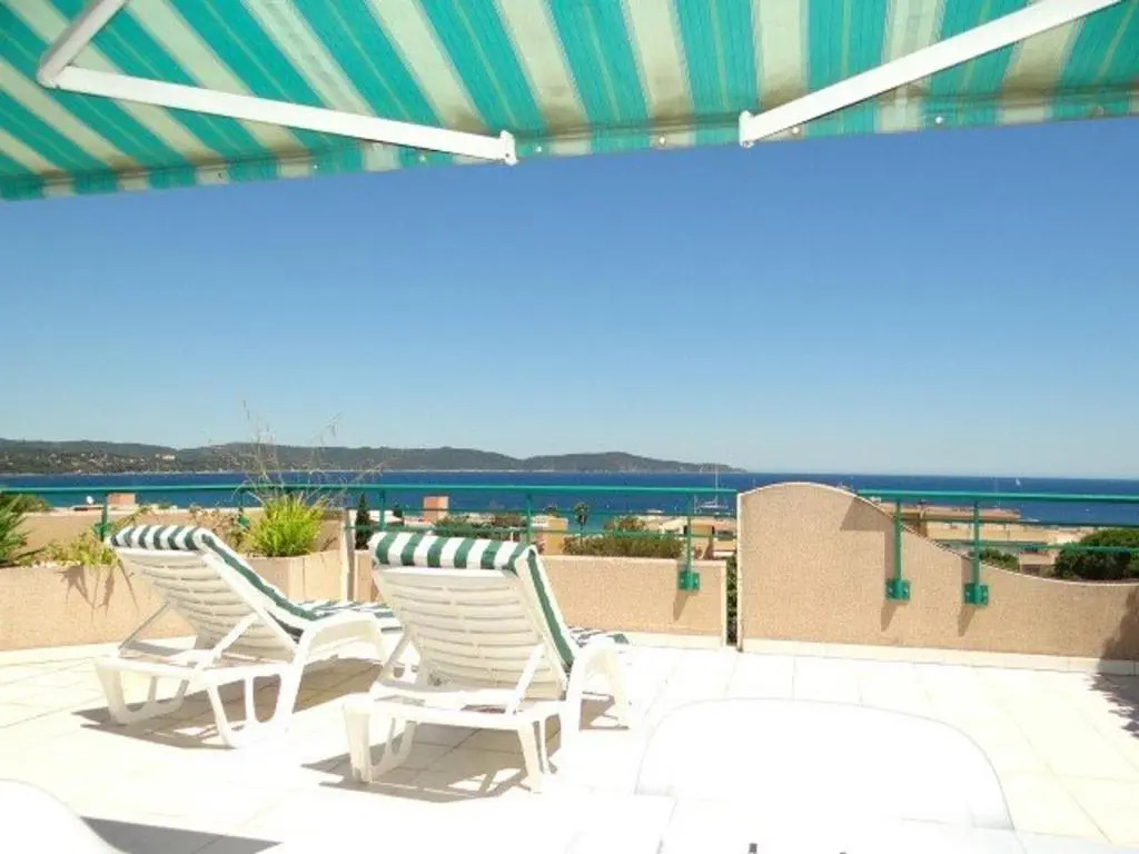 Appartement Cavalaire-sur-Mer, 3 pièces, 4 personnes - FR-1-100-172