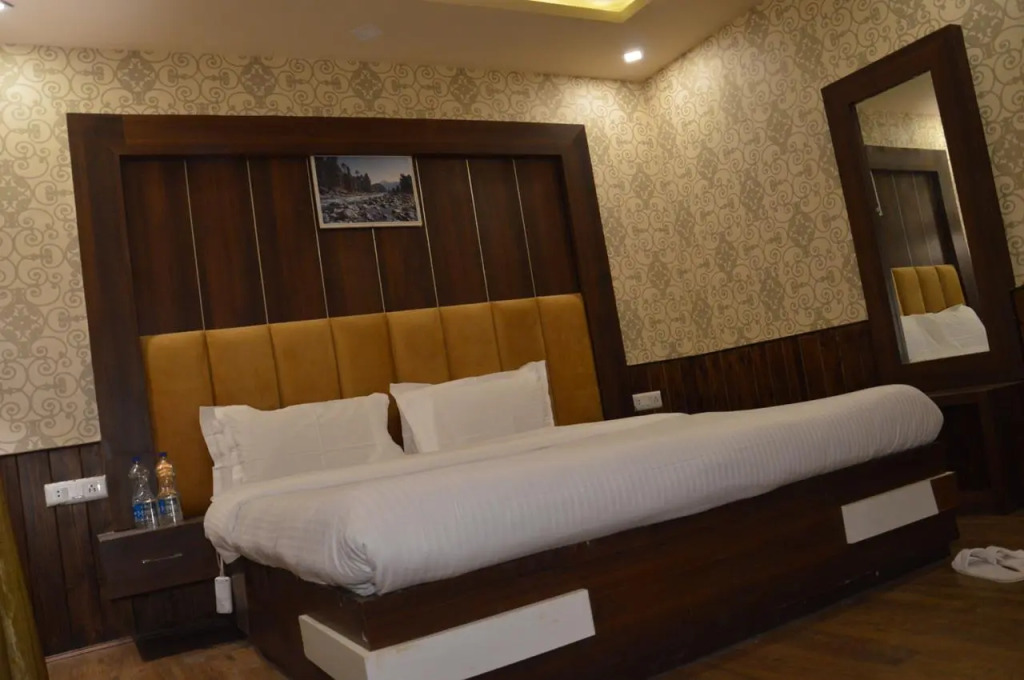 Hotel Outlook - Pahalgam