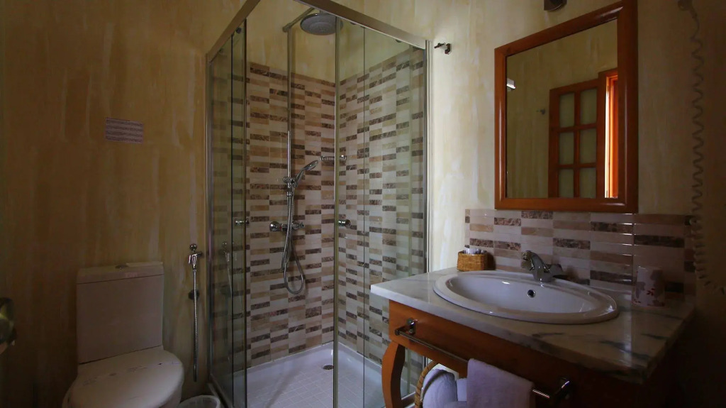 Kiras Boutique Hotel
