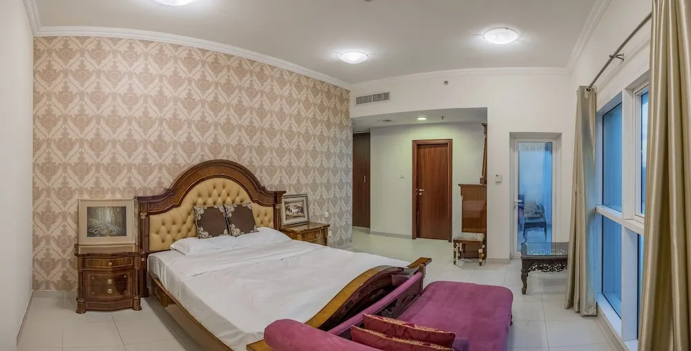 Scala Tower- Business Bay Dubai - Luxury Apartments by Canvas Holiday Homes