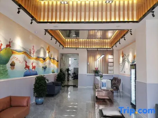 Yijiangnan Yun Homestay (Qionghai Aihua East Road High Speed Railway Station)