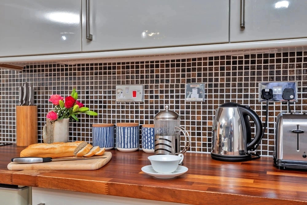 Apartment in Whitby Near Whalebone Arch