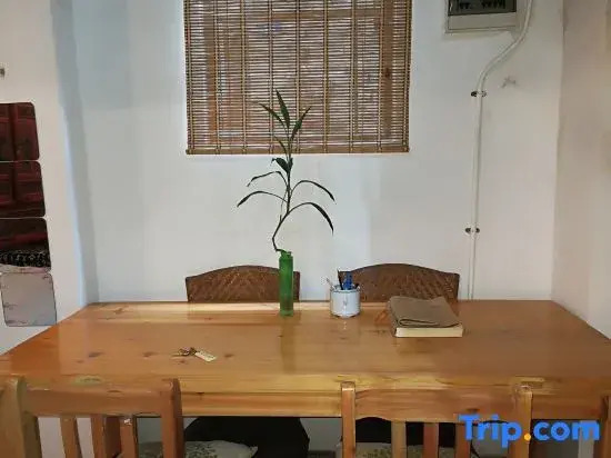 Xiaozhou Jinshidi Inn
