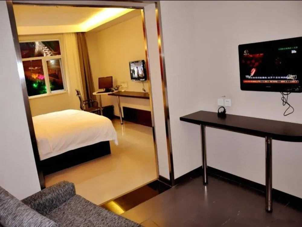 Fairyland Hotel(Kundu)