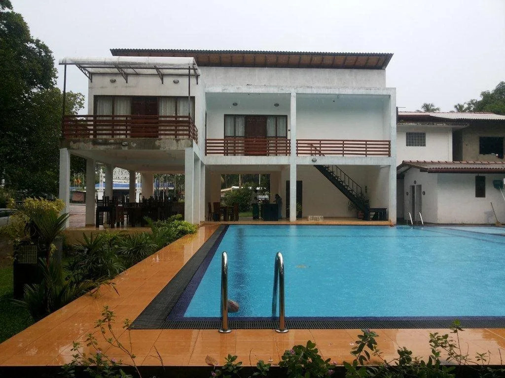 THE Mangrove cave Hotel