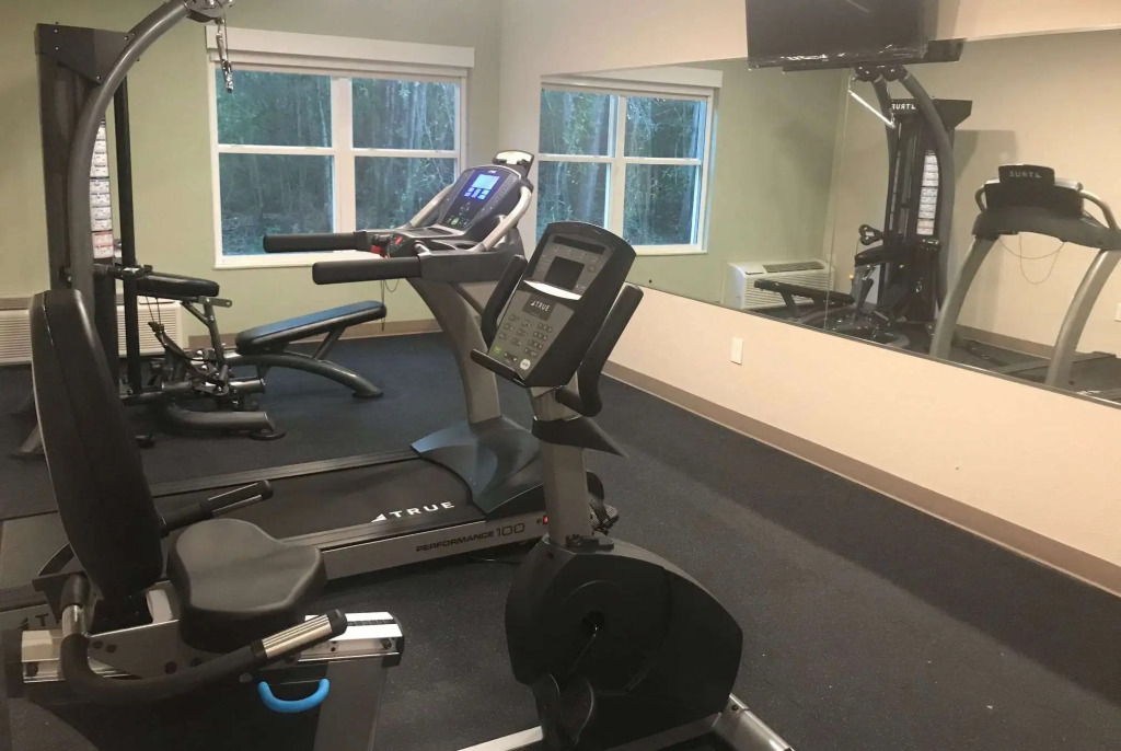 Baymont by Wyndham Lake Park Valdosta I75