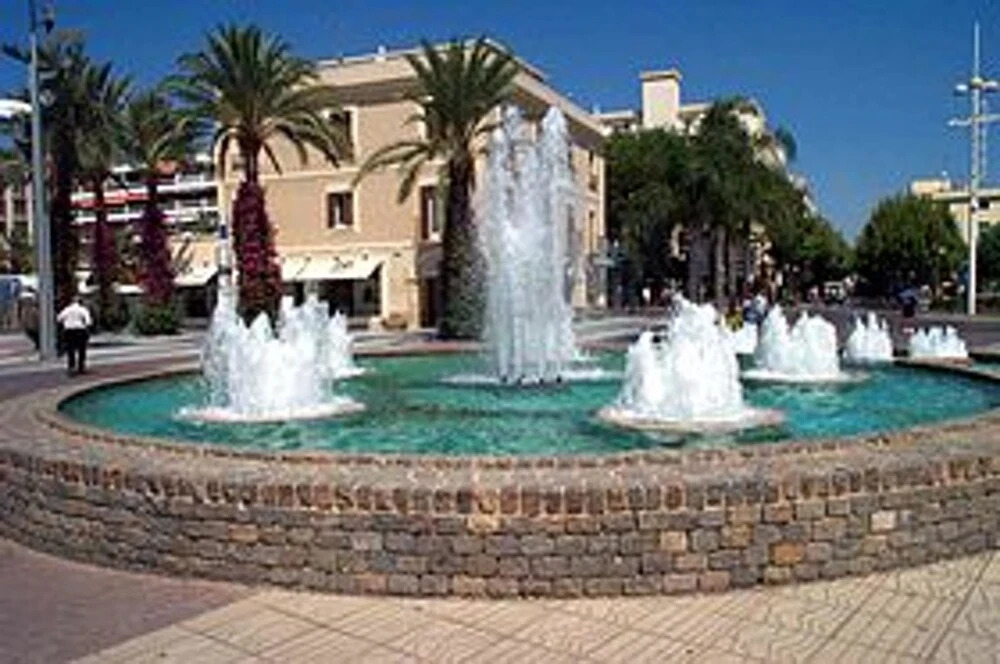Studio in Salou, With Wonderful sea View and Furnished Terrace - 100 m