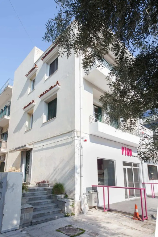 Beautiful 2 bedrooms apt at Filothei