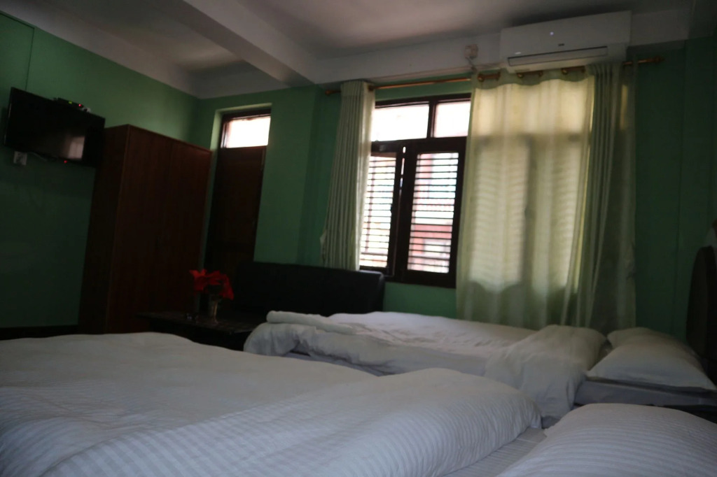 Hotel Peace Mountain