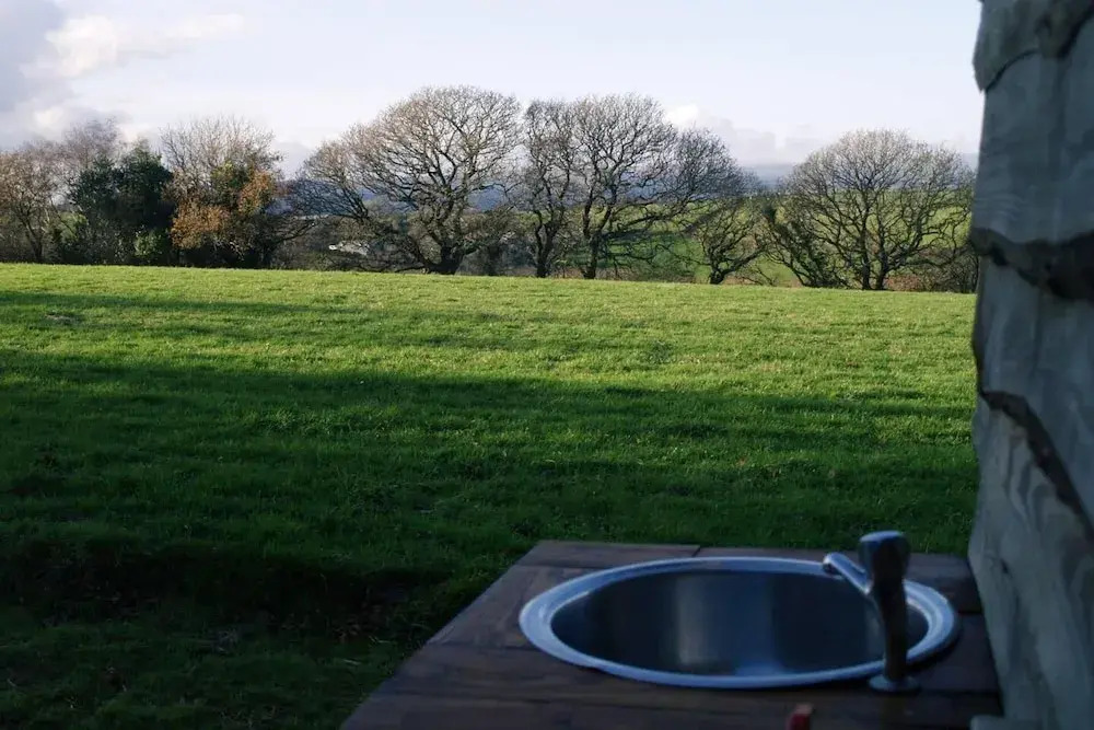 Roundhouse Yurt, Stunning Views, Totnes Dartmouth