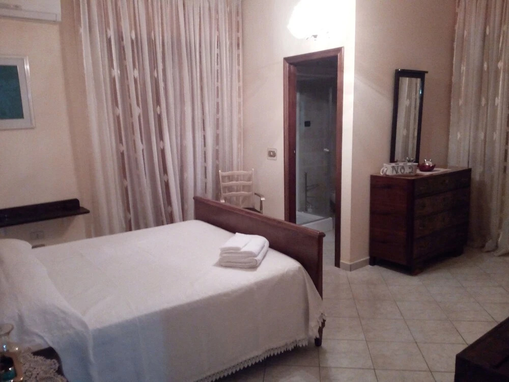 Il Tuo Letto Sullo Stretto